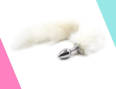 COLA DE ZORRO BLANCO CON PLUG DE METAL 45 CM
